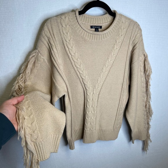 New Look Sweaters - New Look Womens XL Beige Cable‎ Knit Fringe Sleeve Crew Neck Sweater